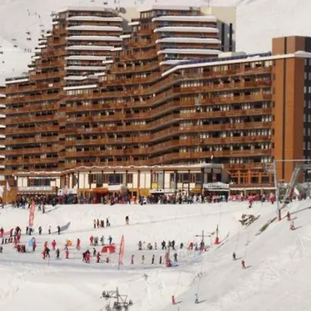 Au Pied Des Pistes + Cellier